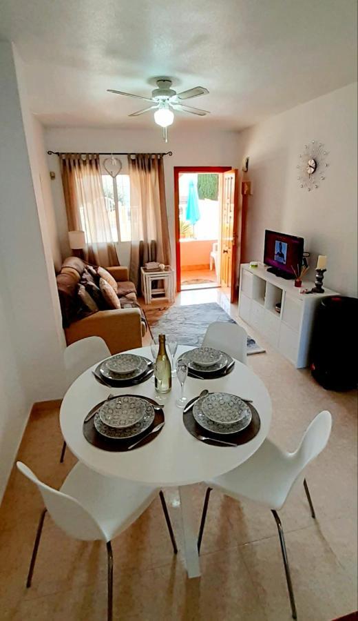 Cozy & Bright Apartment, Villamartin, Orihuela Costa Екстериор снимка