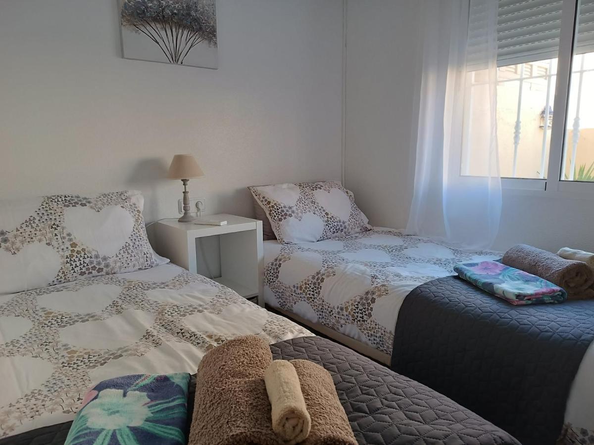 Cozy & Bright Apartment, Villamartin, Orihuela Costa Екстериор снимка